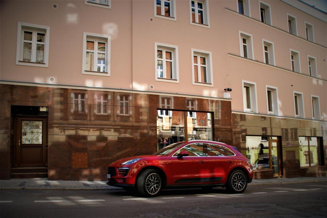 Villa La Val, Apartamenty Валбжих Екстериор снимка