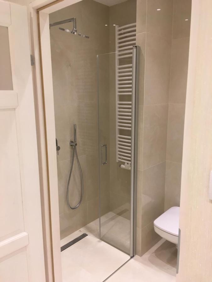Villa La Val, Apartamenty Валбжих Екстериор снимка