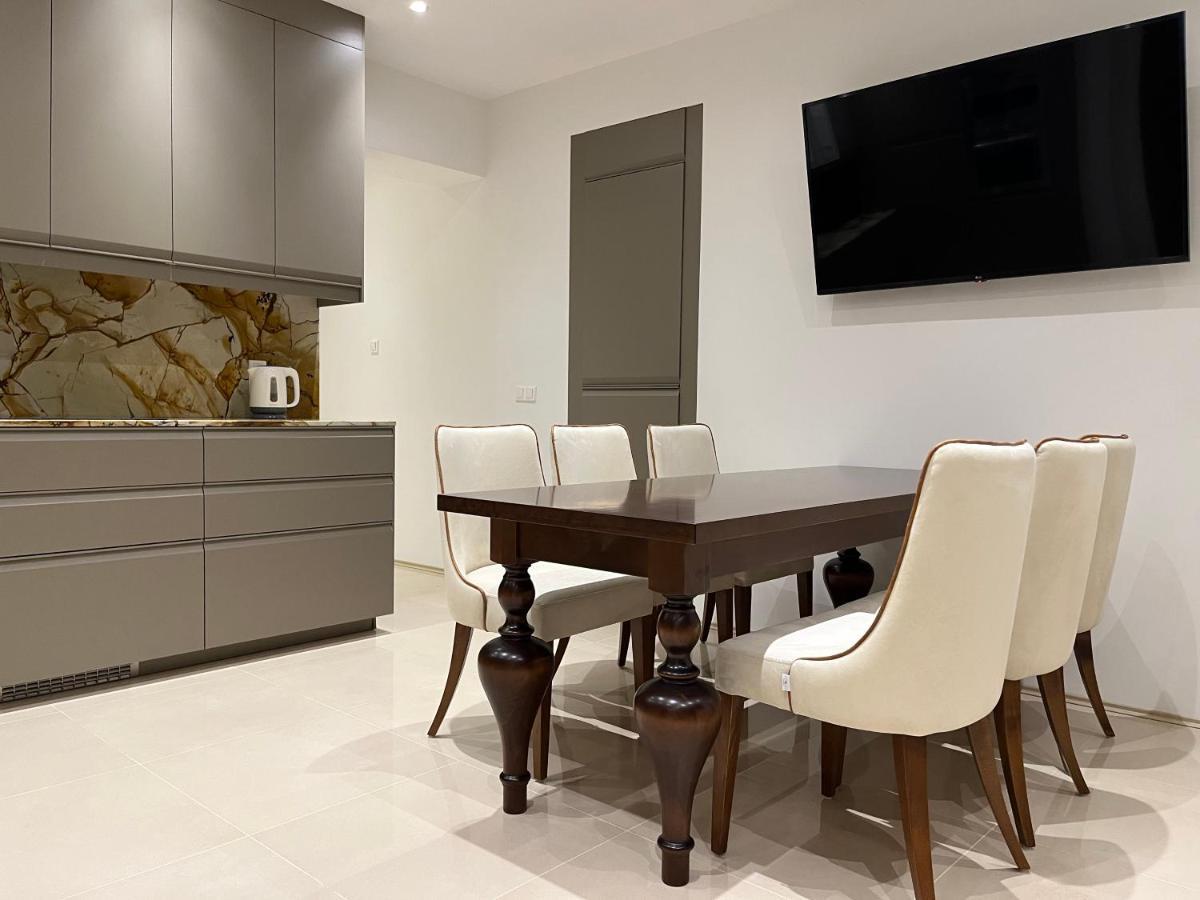 Villa La Val, Apartamenty Валбжих Екстериор снимка