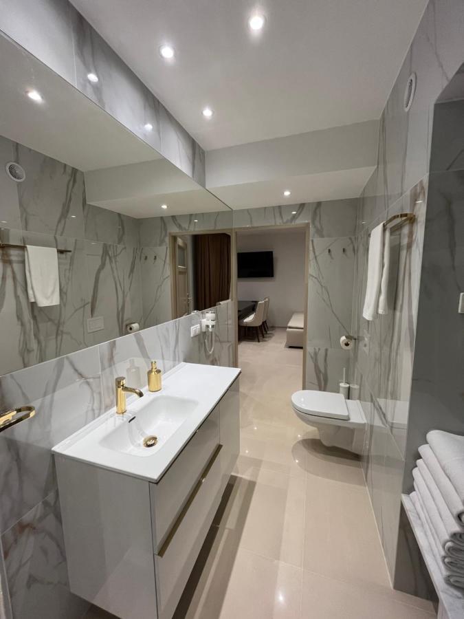 Villa La Val, Apartamenty Валбжих Екстериор снимка