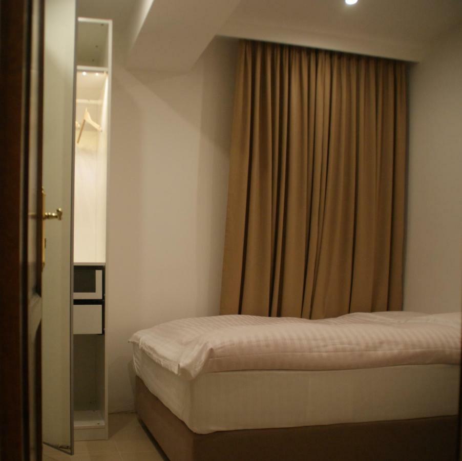 Villa La Val, Apartamenty Валбжих Екстериор снимка