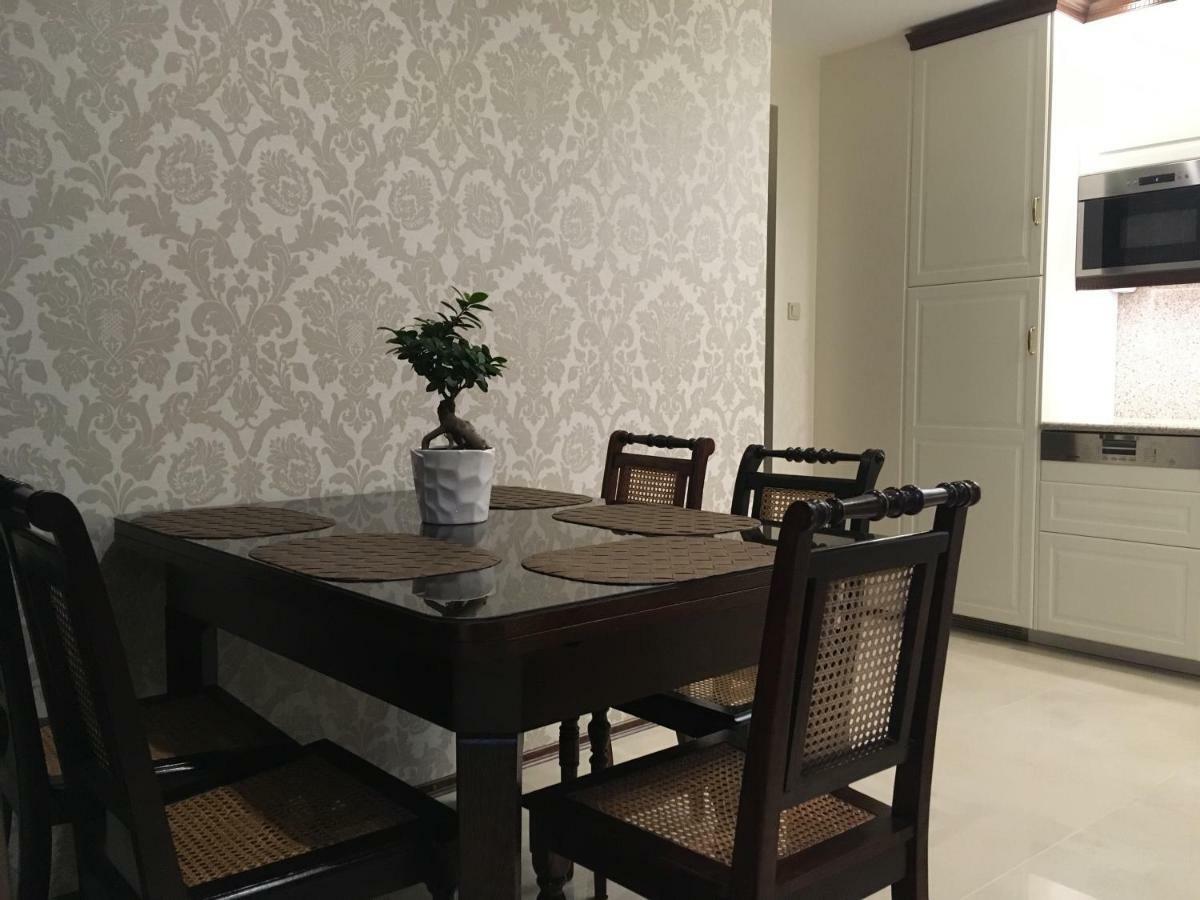 Villa La Val, Apartamenty Валбжих Екстериор снимка