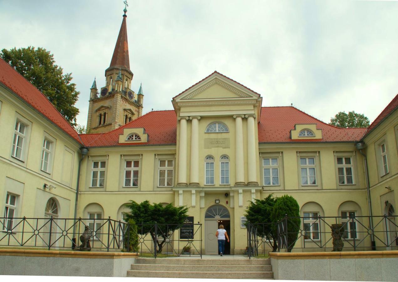 Villa La Val, Apartamenty Валбжих Екстериор снимка