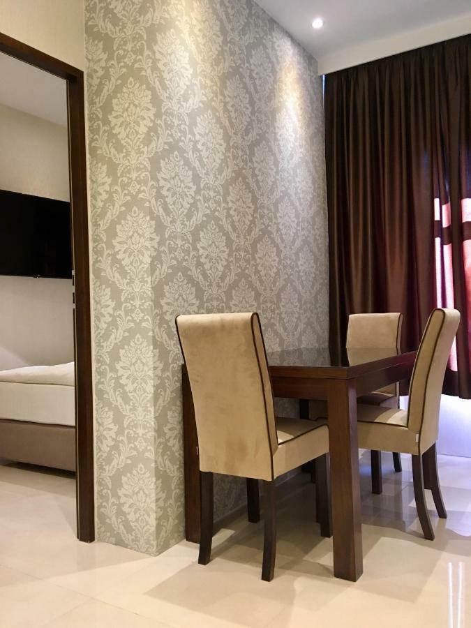Villa La Val, Apartamenty Валбжих Екстериор снимка